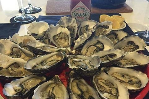 Oesters & Manzanilla