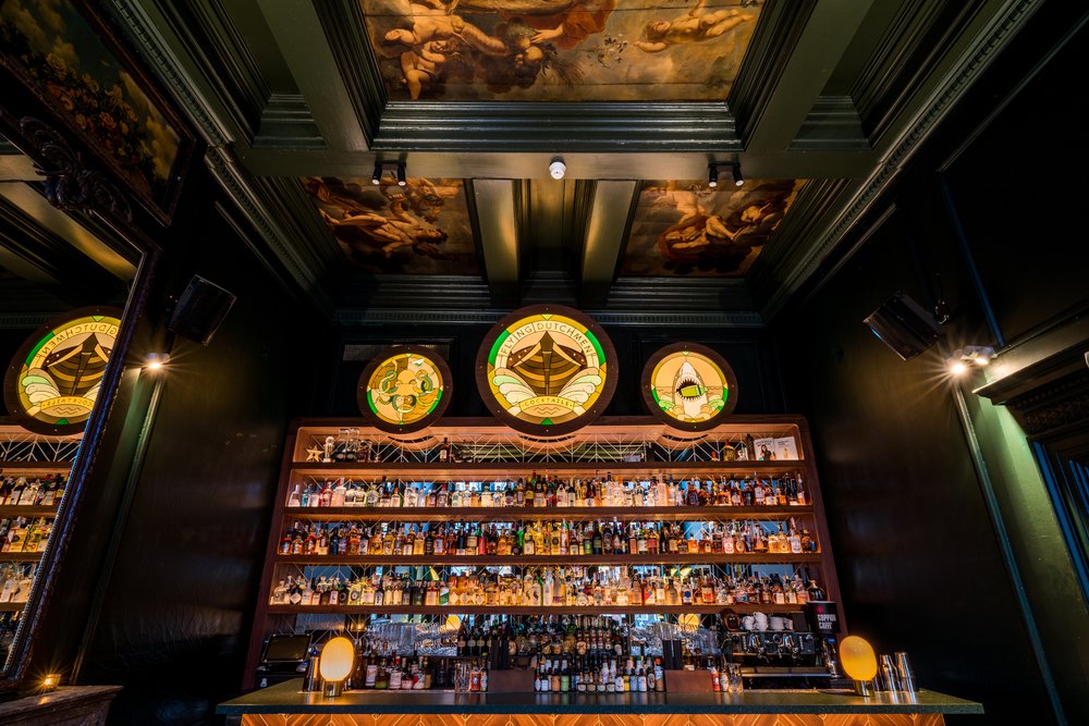 4._flying_dutchmen_cocktails_-_interieur_2.lowres.jpg