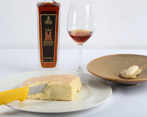 Porcini-ijs op Oudwijkerkaas met een Medium Dry single barrel Mons Urium