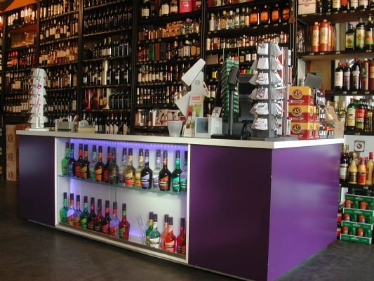 SLIJTERIJ "DE SLIJTER"  VUGHT