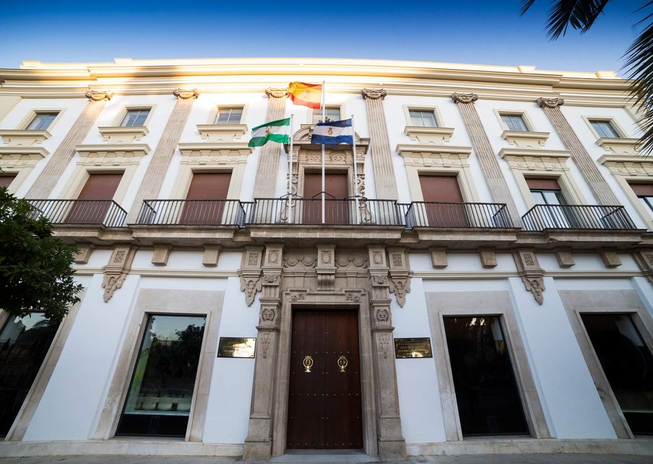 marco_ihvc2Je8qP5mgFAR_LUfq4t5WDRi-zNw-