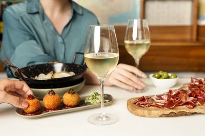 media_area-pairing-SHOT 5 FINO_5711 W 1