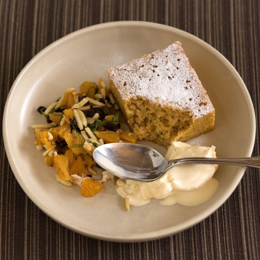 orange_almond_yoghurt_cake.jpg