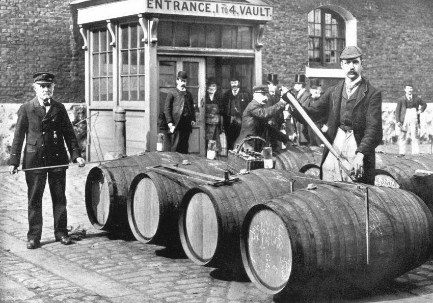 sherry-cask_Historia-londondocks2_0