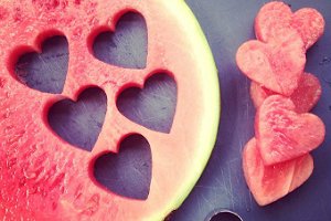 Laat zien dat je een Sherrylover bent met een hartje van fruit op je glas.